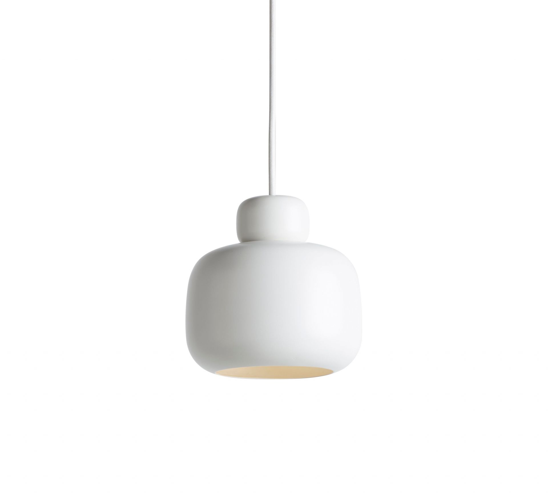 Weiße Stone Pendelleuchte von Woud, kleine Hängelampe aus Stein, modernes Design für Wohnraumbeleuchtung.